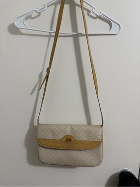 Vintage Gucci GG light tan cream monogram crossbody bag shoulder bag